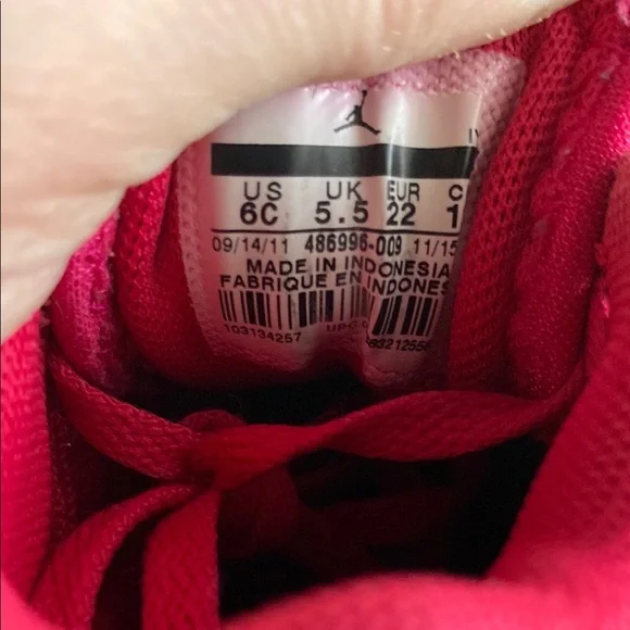 Jordan Kids Black and Pink Sneakers Size 6C - Picture 7 of 10